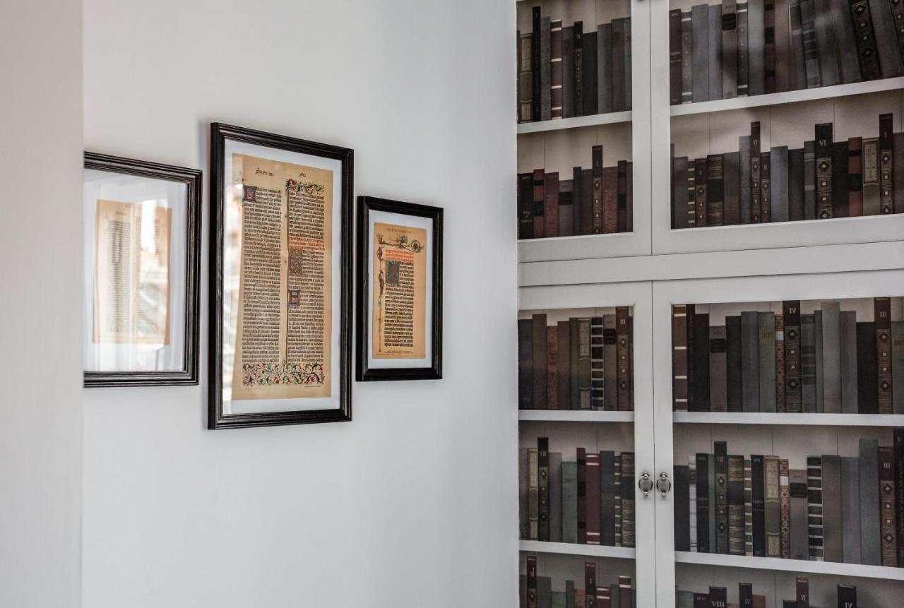 Bookinist Apartment Lviv Eksteriør bilde